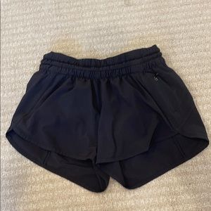 Lulu lemon tracker shorts